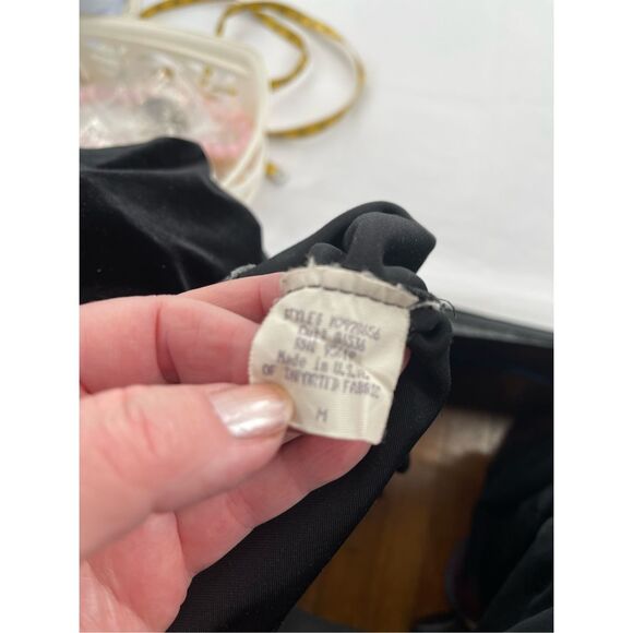 Outfit JPR size medium embroidered black velvet top - Picture 6 of 10